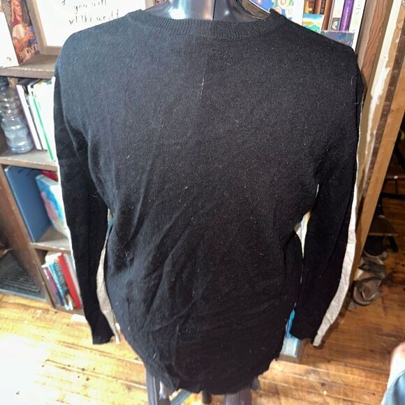 J Crew cream & black wool blend high low elevated basic sweater - Picture 2 of 4